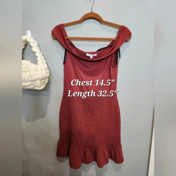 BCBG generation off the shoulder dress - Picture 5 of 5